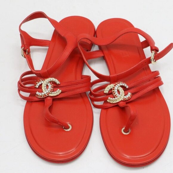 Chanel Lambskin Pearl Crystal CC Thong Sandals Red Size 40/US 10 - Picture 3 of 16